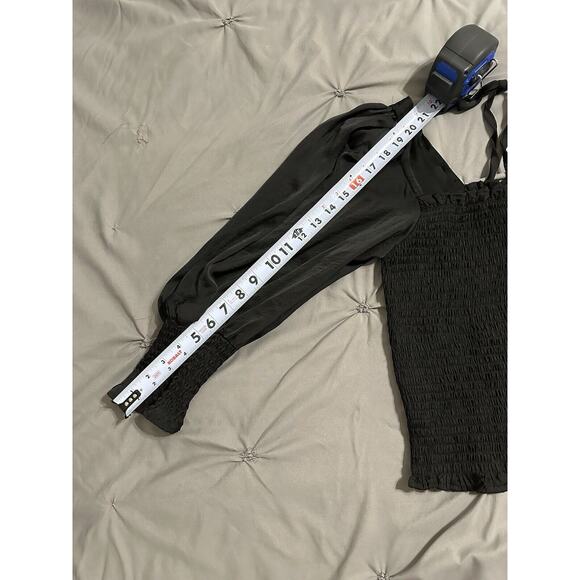 SHE + SKY Womens Black Crop Top Long Balloon Sleeves Elastic Top Medium - Picture 9 of 10